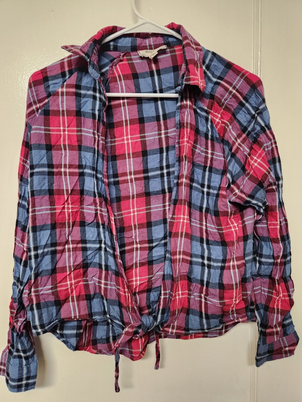 Womens No Comment Size Medium Red And Blue Flannel Shirt